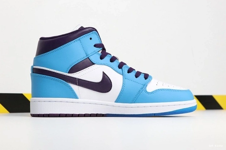 Jordan  Air Jordan 1 - - Mid 554724 415 Air 1124